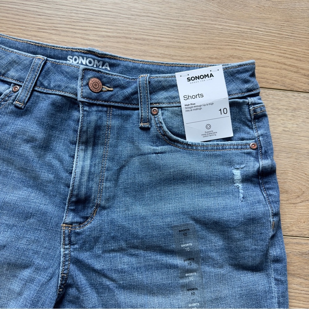 Sonoma High Rise Jean shorts 10 NWT